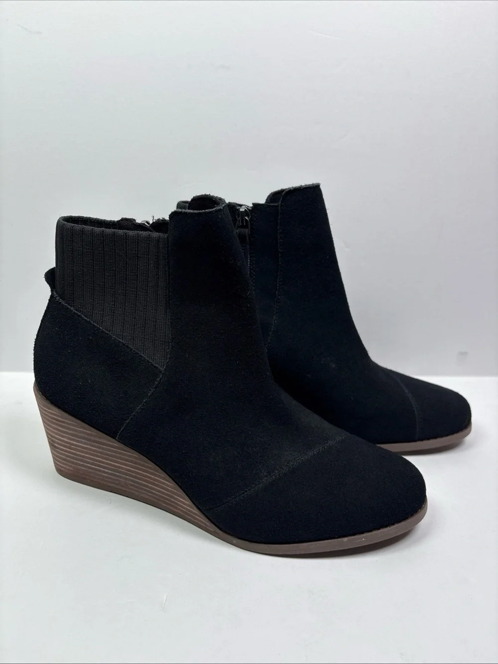 Toms Sadie Womens Boot Black Suede Wedge Bootie Ortholite Size 10